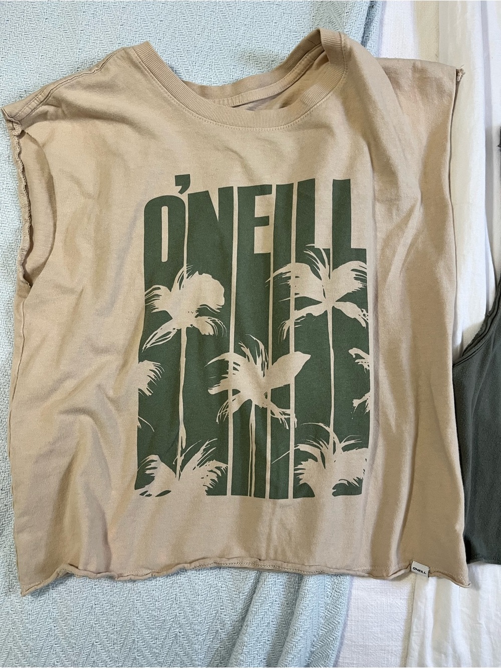 Muscle Tees - Picture 2 of 3